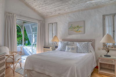 Luxury Villa Photo #12