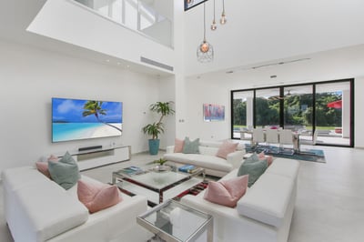 Luxury Villa Photo #24