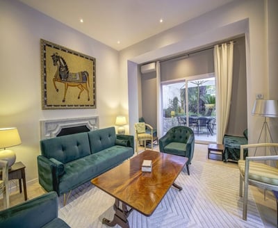 Luxury Villa Photo #15
