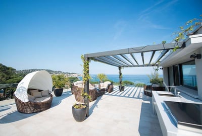 Luxury Villa Photo #2