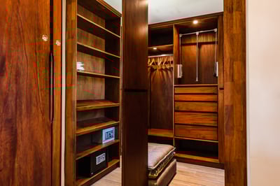 Luxury Villa Photo #32