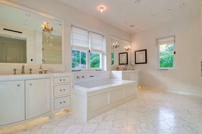 Luxury Villa Photo #50