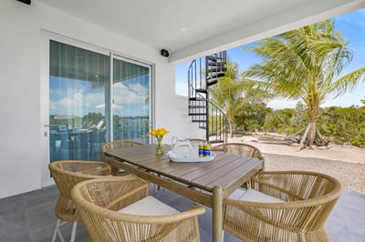 Luxury Villa Photo #8