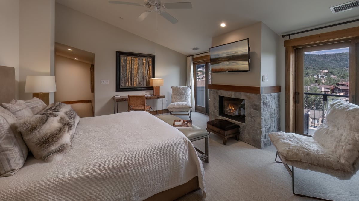 Summit Peak Penthouse