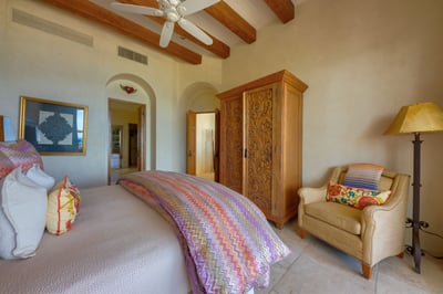 Luxury Villa Photo #28