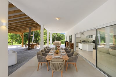 Luxury Villa Photo #15