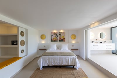 Luxury Villa Photo #51