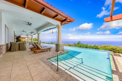 Luxury Villa Photo #21