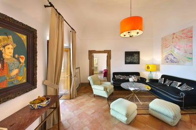 Luxury Villa Photo #13