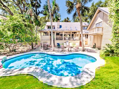 Luxury Villa Photo #3