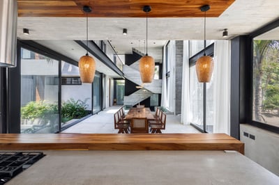 Luxury Villa Photo #22