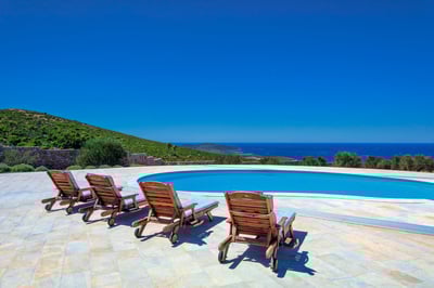 Luxury Villa Photo #4