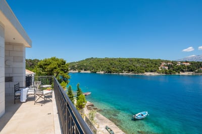 Luxury Villa Photo #28