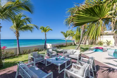 Luxury Villa Photo #38