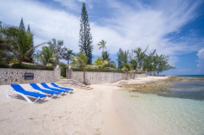 Luxury Villa Photo #10