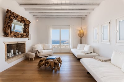 Luxury Villa Photo #28