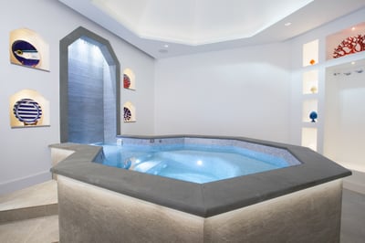 Luxury Villa Photo #18
