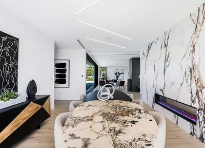 Luxury Villa Photo #25
