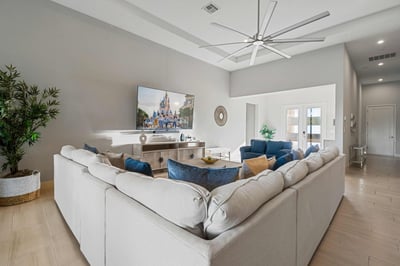 Luxury Villa Photo #18