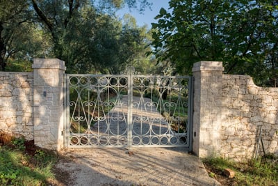 Luxury Villa Photo #10