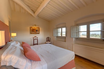 Luxury Villa Photo #19