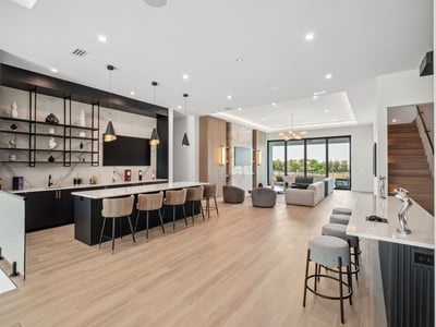 Luxury Villa Photo #35