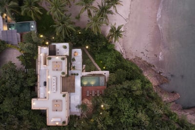 Luxury Villa Photo #10