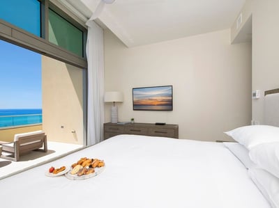 Luxury Villa Photo #11