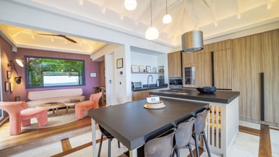 Kitchen & Dining Area