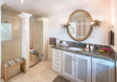 Luxury Villa Photo #7