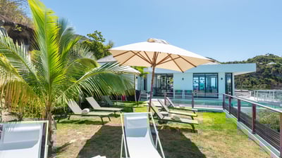 Luxury Villa Photo #2