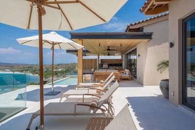 Luxury Villa Photo #2