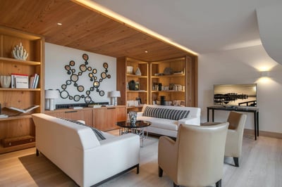 Luxury Villa Photo #14