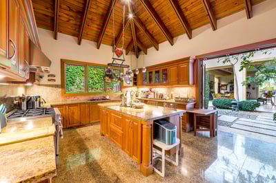 Luxury Villa Photo #24