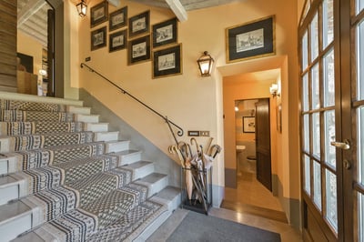 Luxury Villa Photo #39