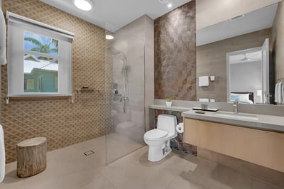 Luxury Villa Photo #37