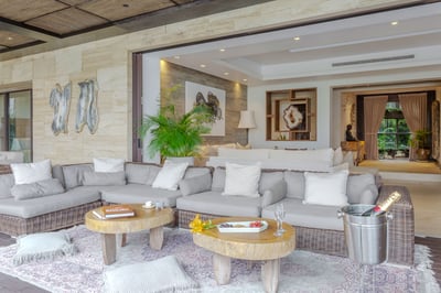 Luxury Villa Photo #21