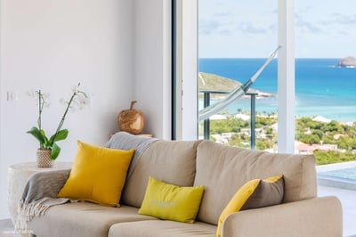 Luxury Villa Photo #13