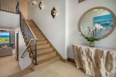Luxury Villa Photo #17