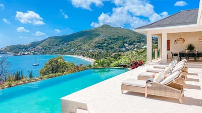 Luxury Villa Photo #12