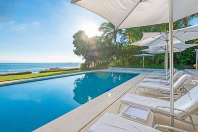 Luxury Villa Photo #6
