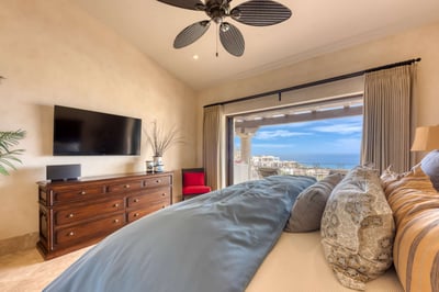 Luxury Villa Photo #55