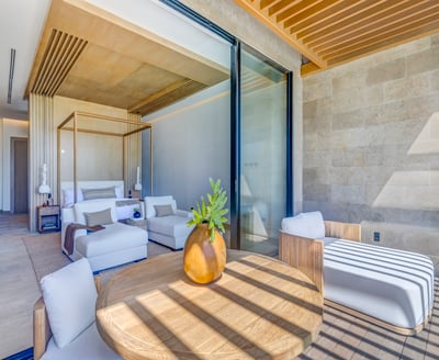 Luxury Villa Photo #38