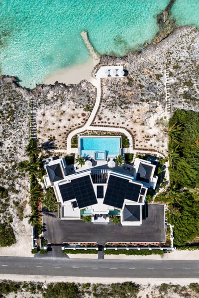 Luxury Villa Photo #24