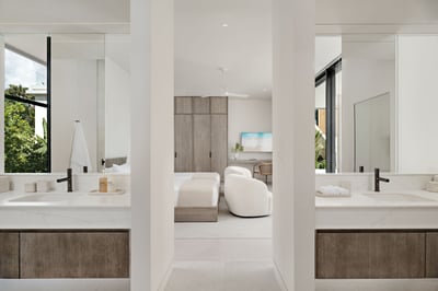 Luxury Villa Photo #35