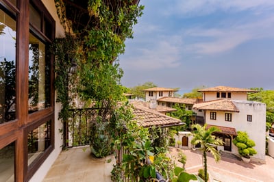 Luxury Villa Photo #21