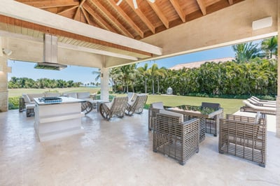 Luxury Villa Photo #14