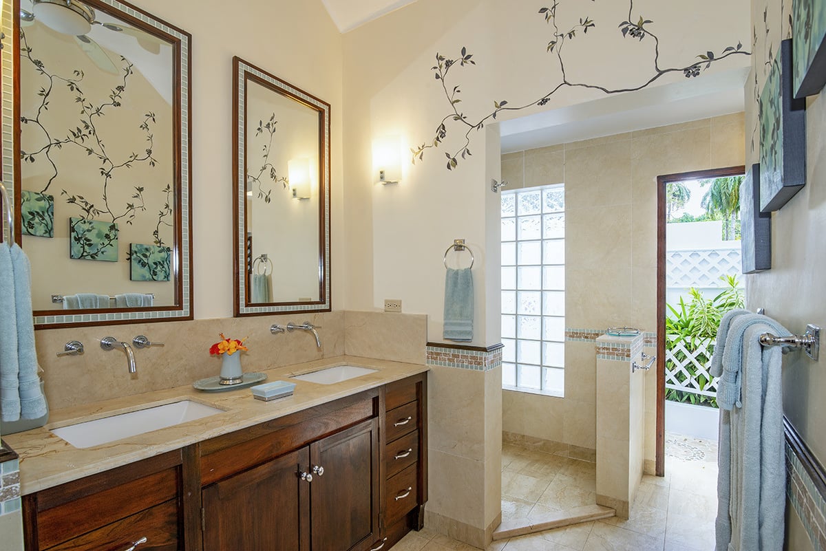 Tranquility On The Beach Montego Bay, Jamaica Rental Escapes