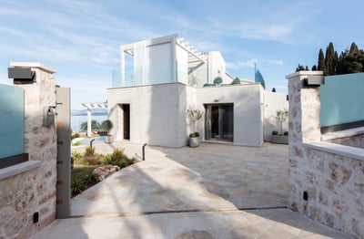 Luxury Villa Photo #31