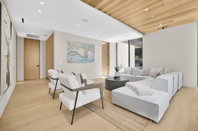 Luxury Villa Photo #48